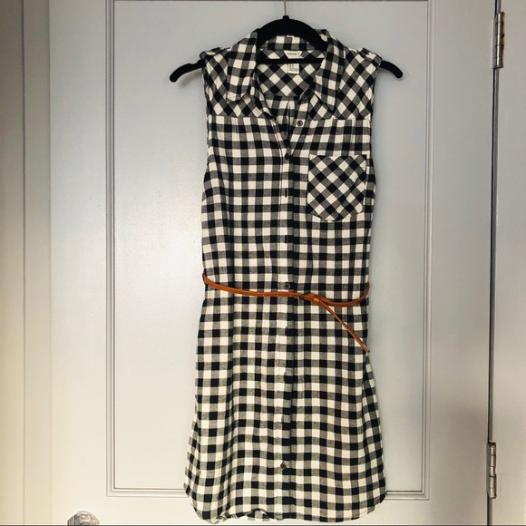 Forever 21 Dresses & Skirts - LAST CHANCE Forever 21 Gingham Dress
